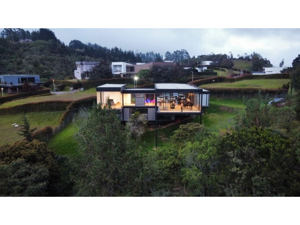 Casa Moderna Alto De Las Palmas Cerca Al Peaje