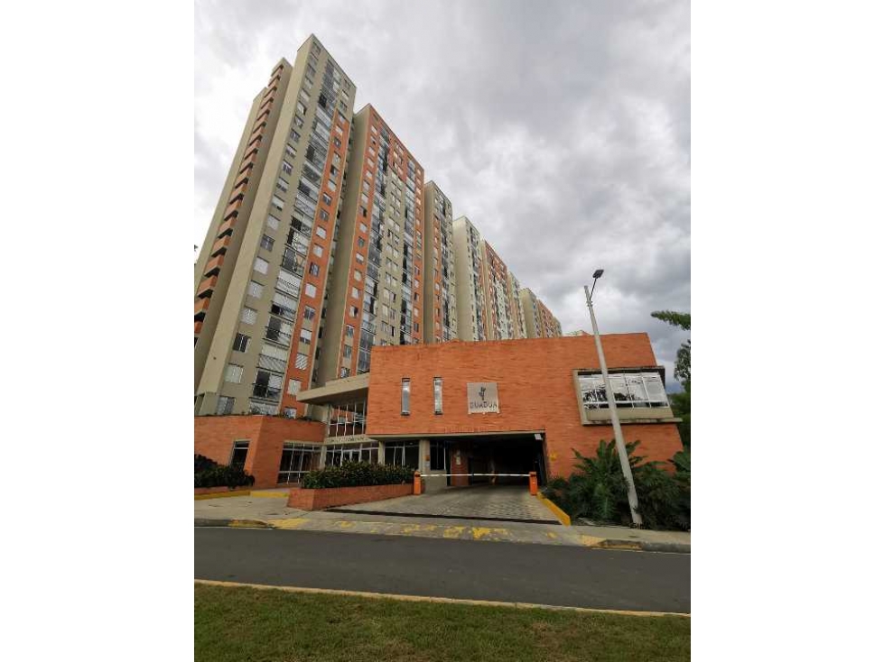 EN VENTA APARTAMENTO EN EL POBLADO PEREIRA