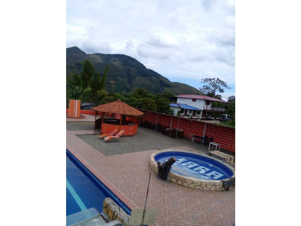 FINCA HOTEL URRAO ANTIOQUIA 25 MIL MTS