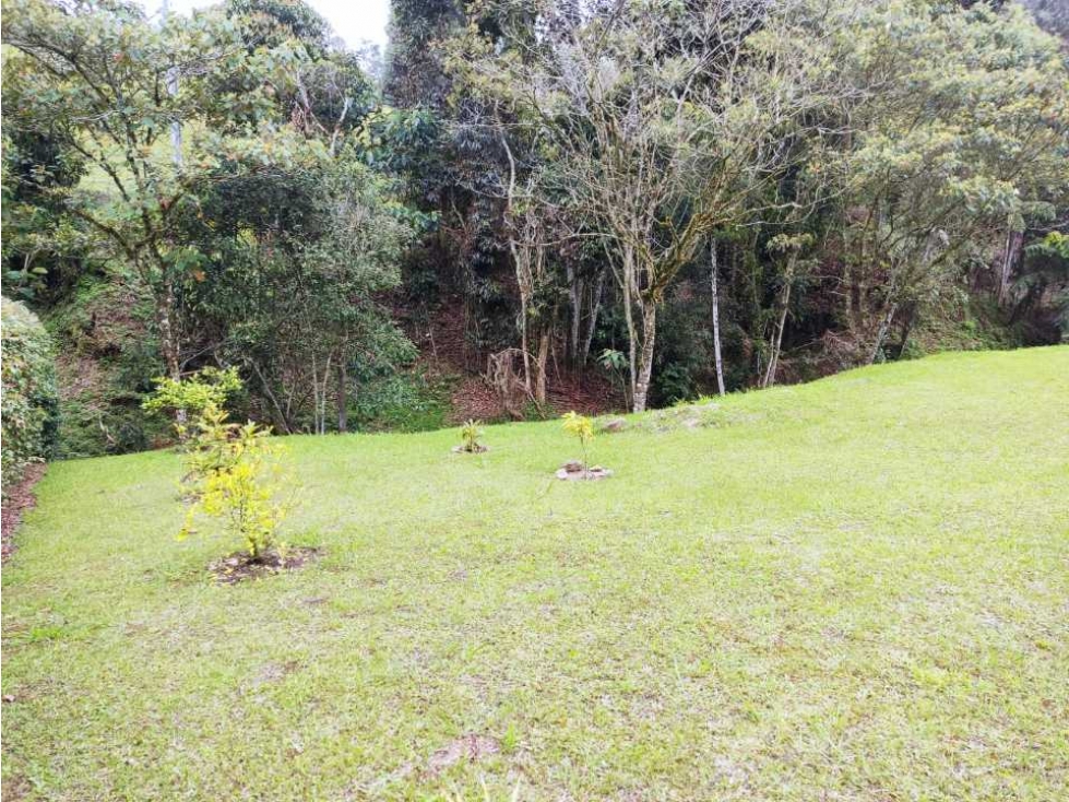 Venta de lote en el Retiro, sector Pantanillo