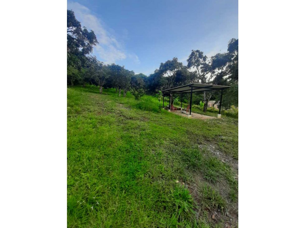 Lote Rural 3.200m2  con Tanque de Agua