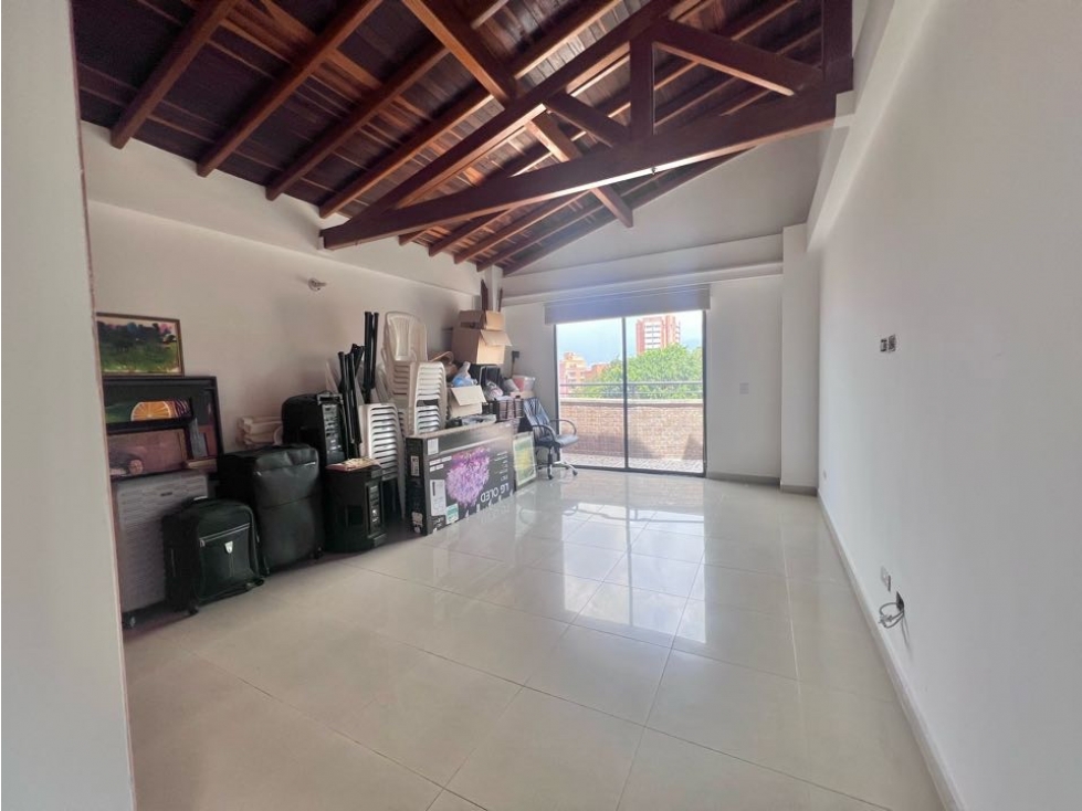 PENTHOUSE EN EL PRIMER PARQUE DE LAURELES 217