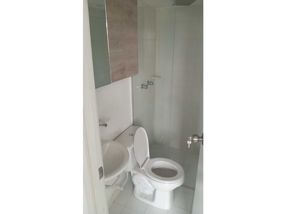 RENTA APARTAMENTO EN SAN ANTONIO DE PRADO