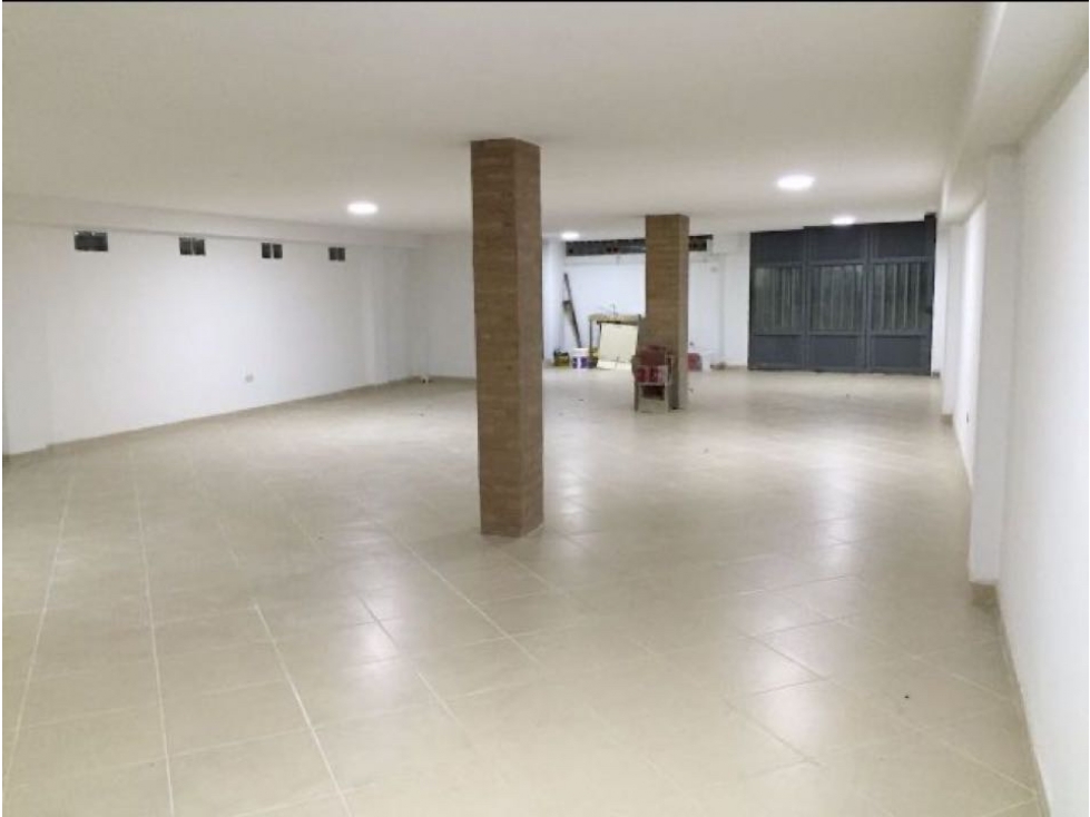 SE VENDE BODEGA/ LOCAL/ TALLER UBICADA EN BUENOS AIRES  144 m2