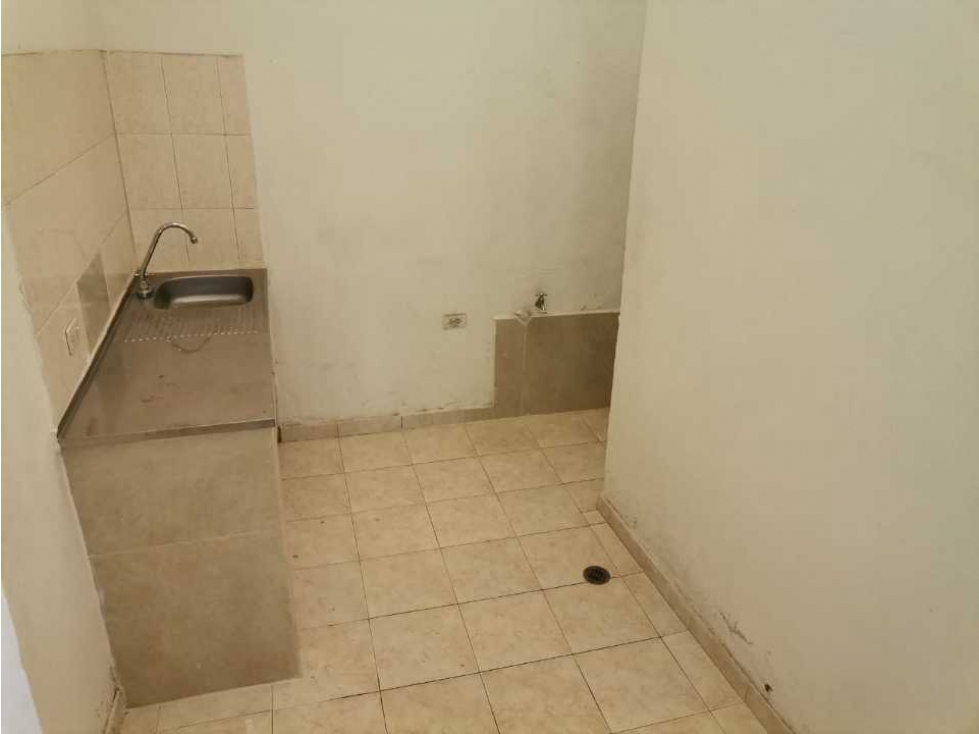 Se vende casa de tres pisos independ en Antonio Nariño (6670253) LT