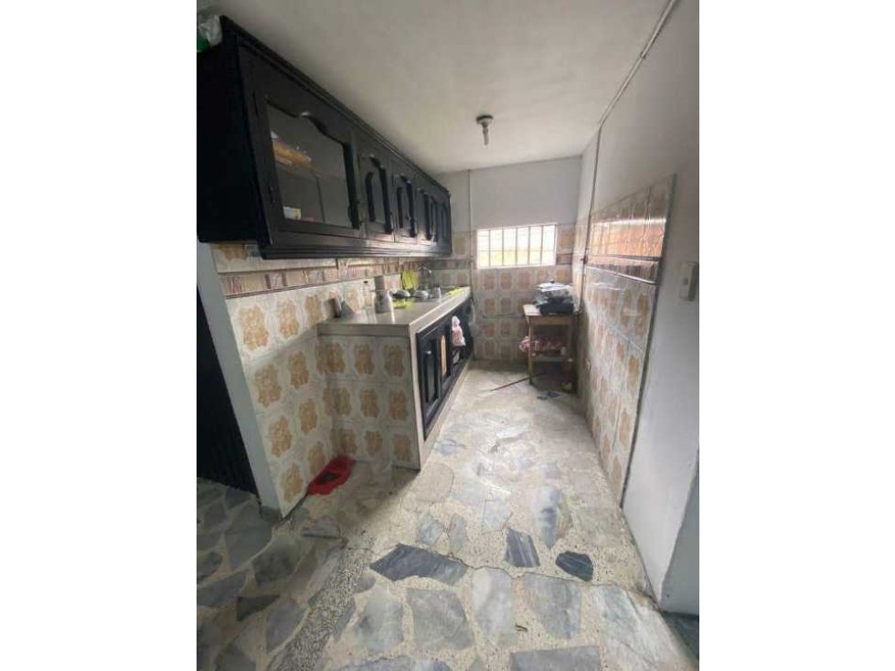 Se vende casa  de tres pisos todos rentan barrio ciudad Córdoba