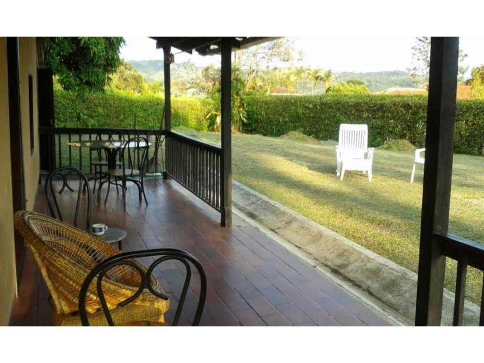 SE VENDE FINCA DARIEN LAGO CALIMA