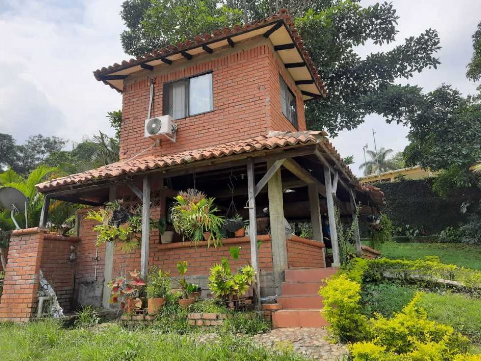 Se vende hermosa casa campreste en haciendas de potrerito