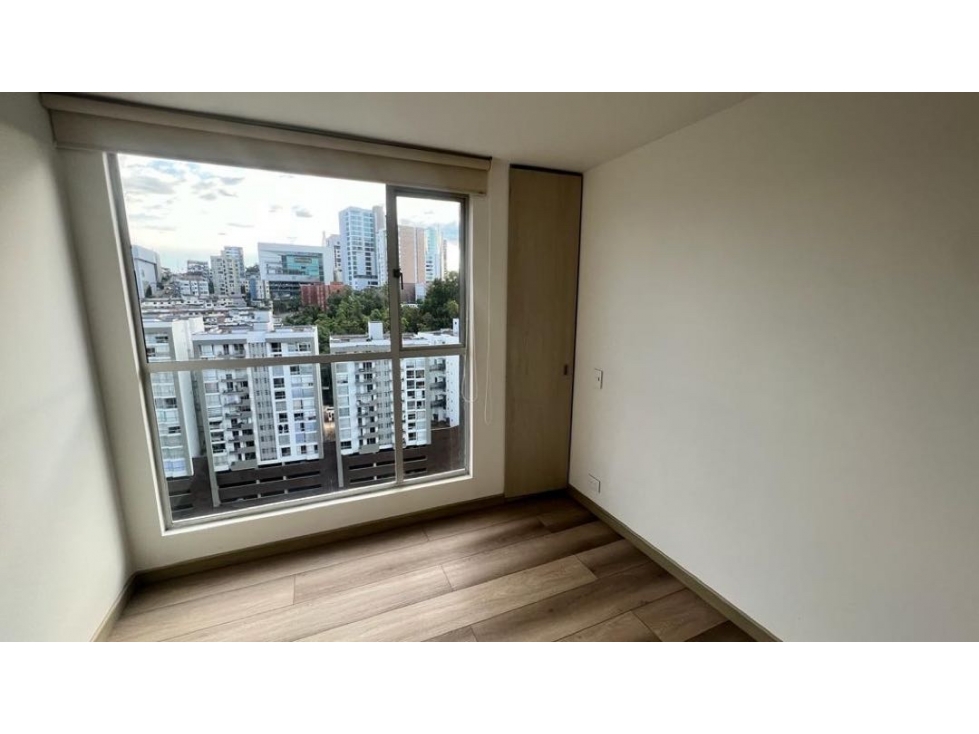 SE VENDE HERMOSO APARTAMENTO EN ROBLES DE BELLA SUIZA