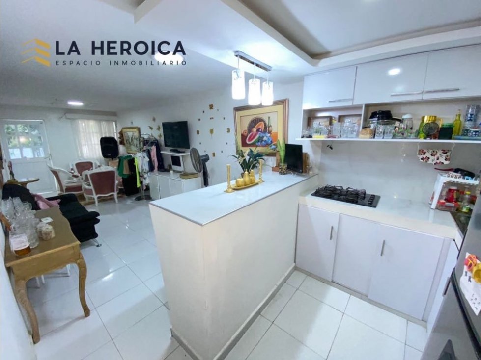 VENDEMOS CASA DIVIDÍDA EN 2 APARTAMENTO BARRIO HORIZONTE-CARTAGENA