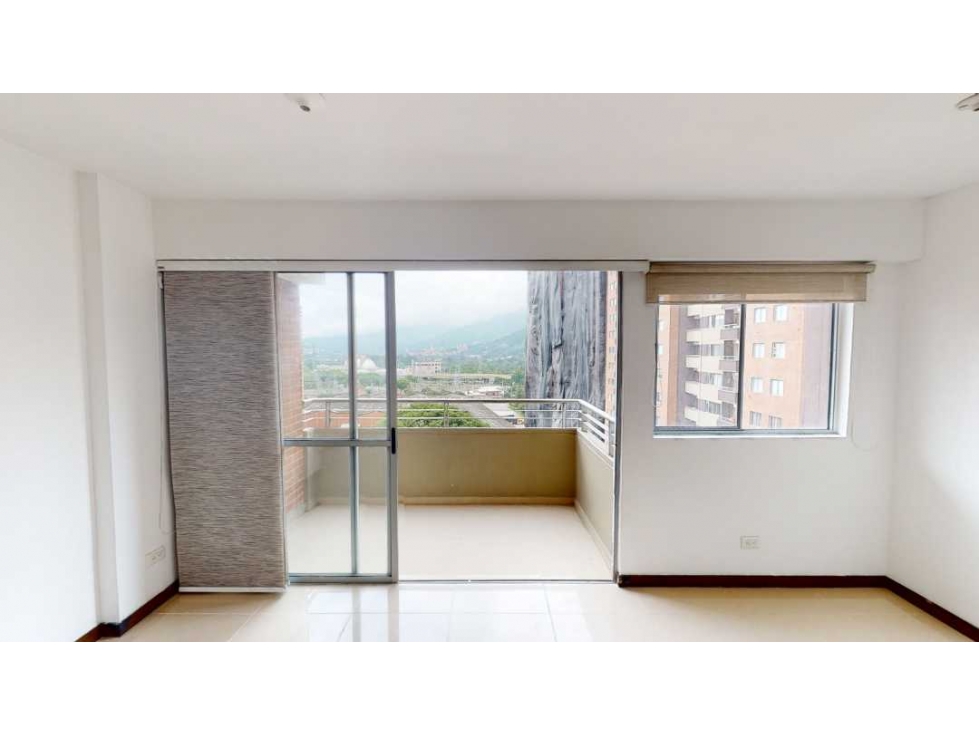 VENDO AMPLIO APARTAMENTO CERCA A PUERTA DEL NORTE BELLO