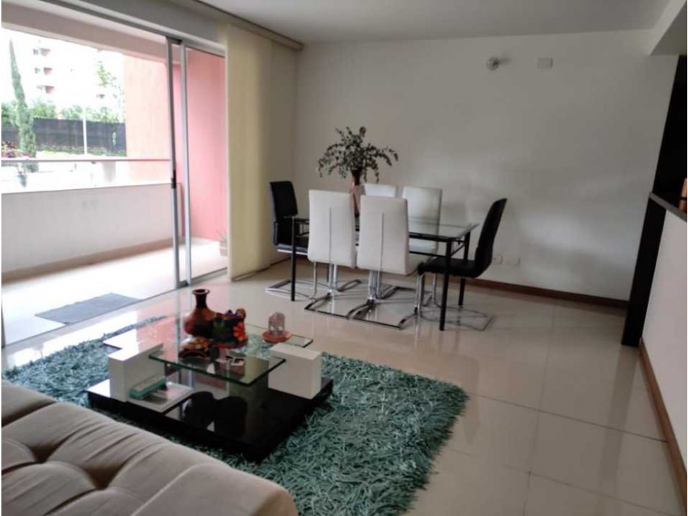 VENDO APARTAMENTO AL NORTE DE CALI, LA FLORA. D