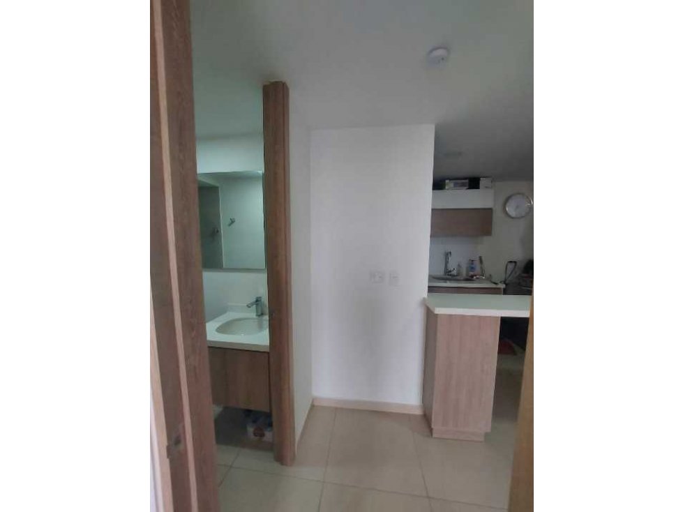 Vendo apartamento con hermosa vista con parqueadero cubierto