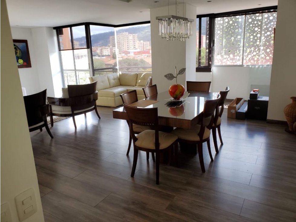 VENDO APARTAMENTO CONTADOR 200 Mts