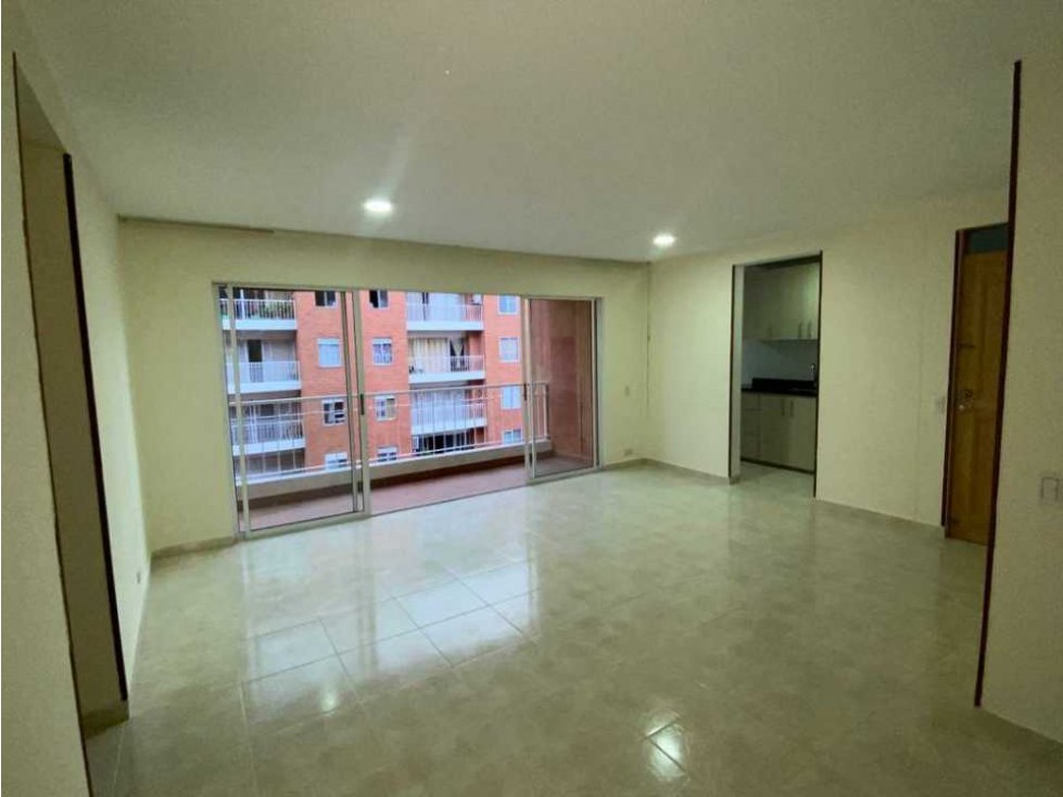 VENDO APARTAMENTO EN ALFEREZ REAL T.P