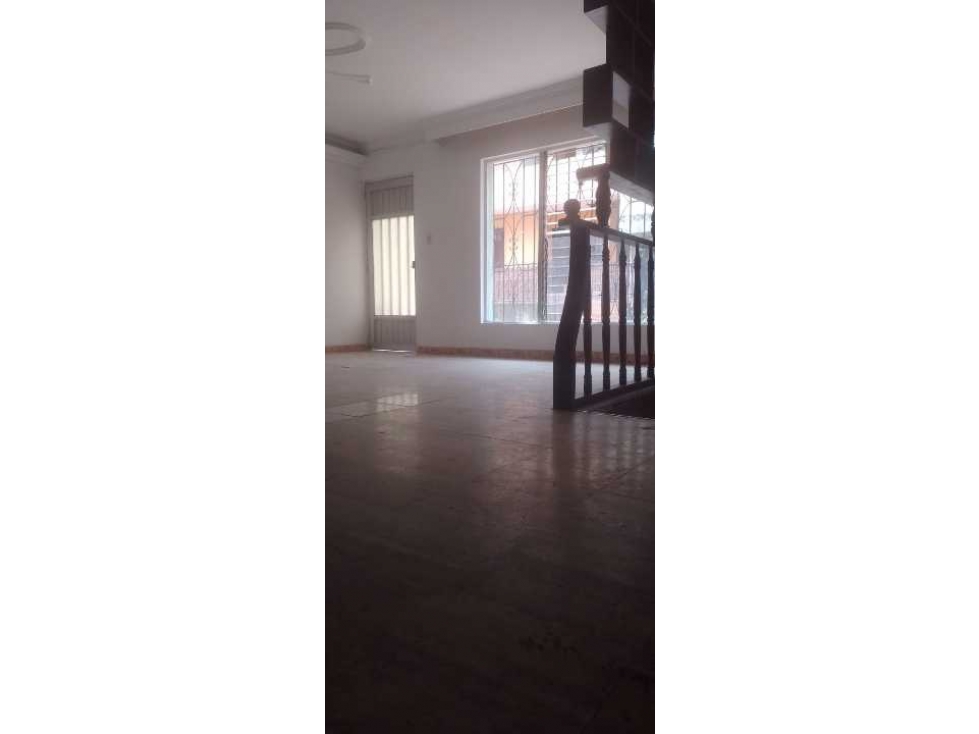 VENDO CASA PRIMER PISO EN EL BARRIO BOYACÁ LAS BRISAS