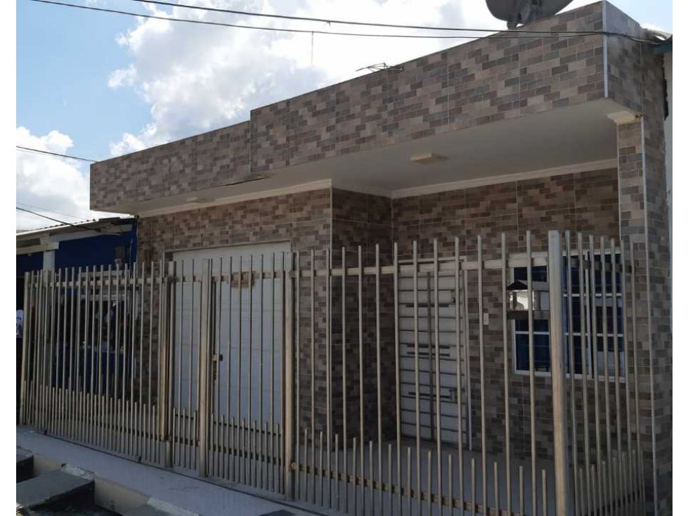 VENTA DE CASA EN CANTACLARO,MONTERIA.