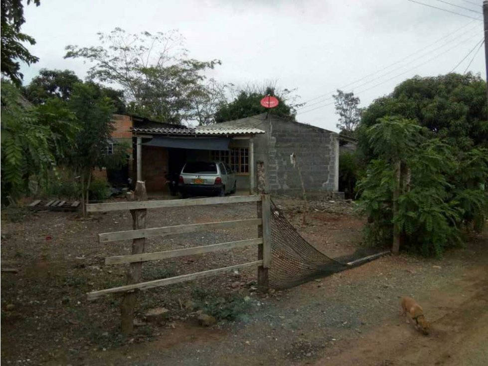 Venta de lote campestre + mejora en el km 12 vía planeta rica, Monterí