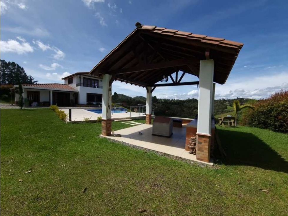 VENTA HERMOSA FINCA EN SAN VICENTE