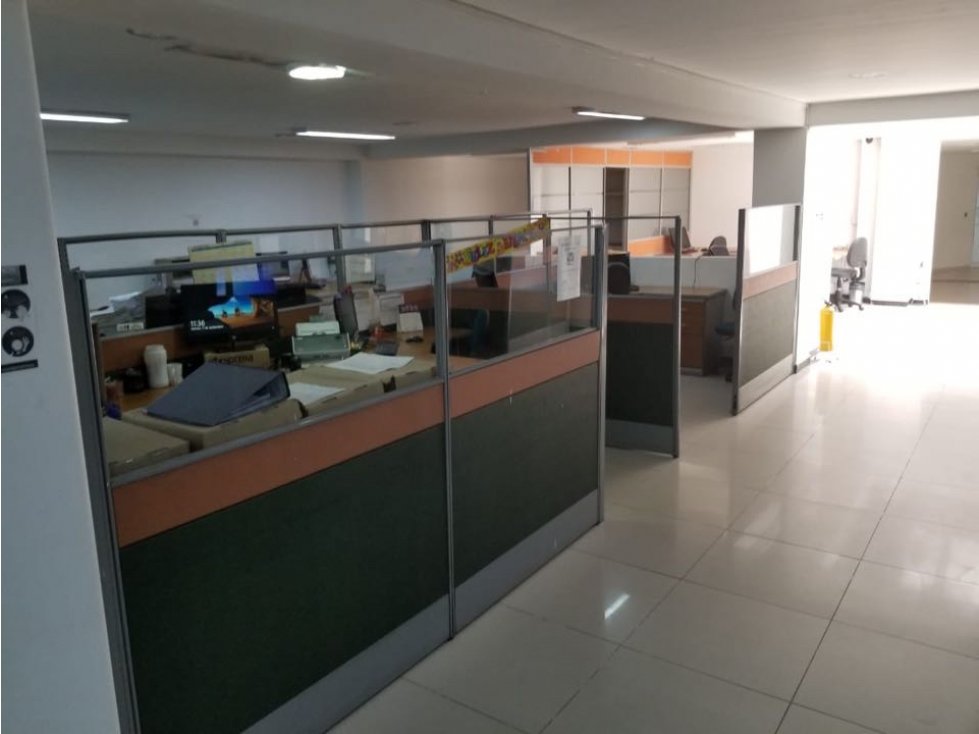 Venta o Arriendo edificio de oficinas avenida Boyaca con calle 48