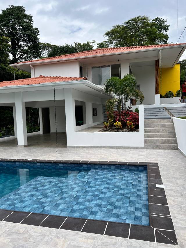 Hermosa casa campestre en un sector super exclusivo en Villavicencio