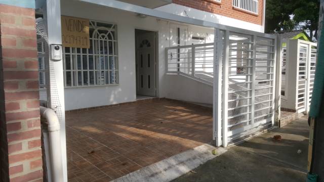 Apartamento en el barrio Vipasa en Cali