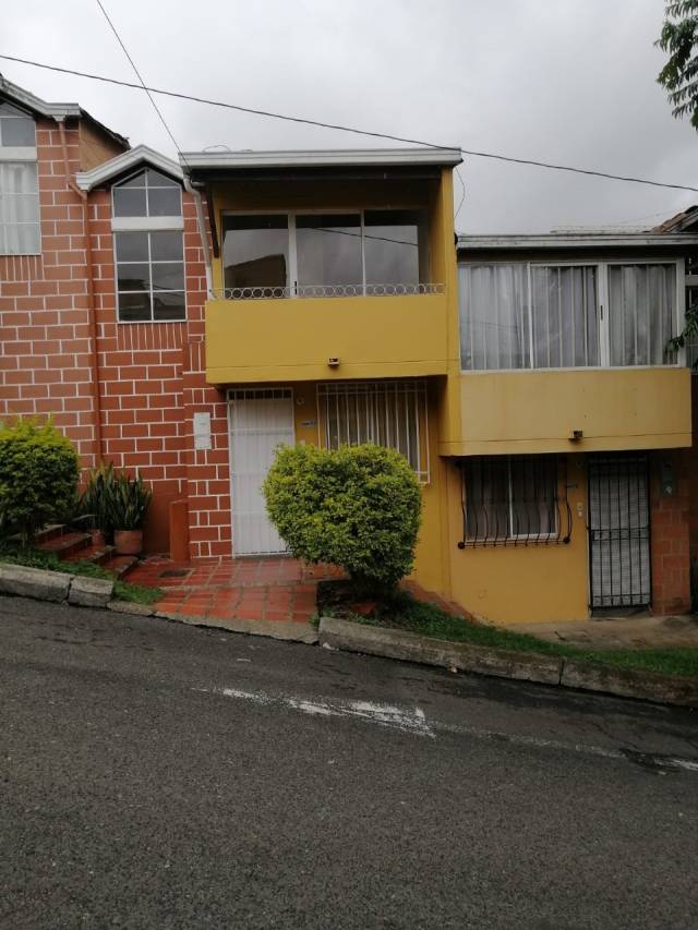 Casa en Rionegro – Sector Quintas del carretero (San Nicolás)